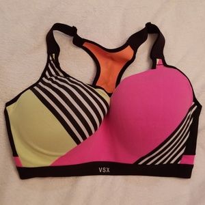 Victoria's Secret sports bra 34DDD